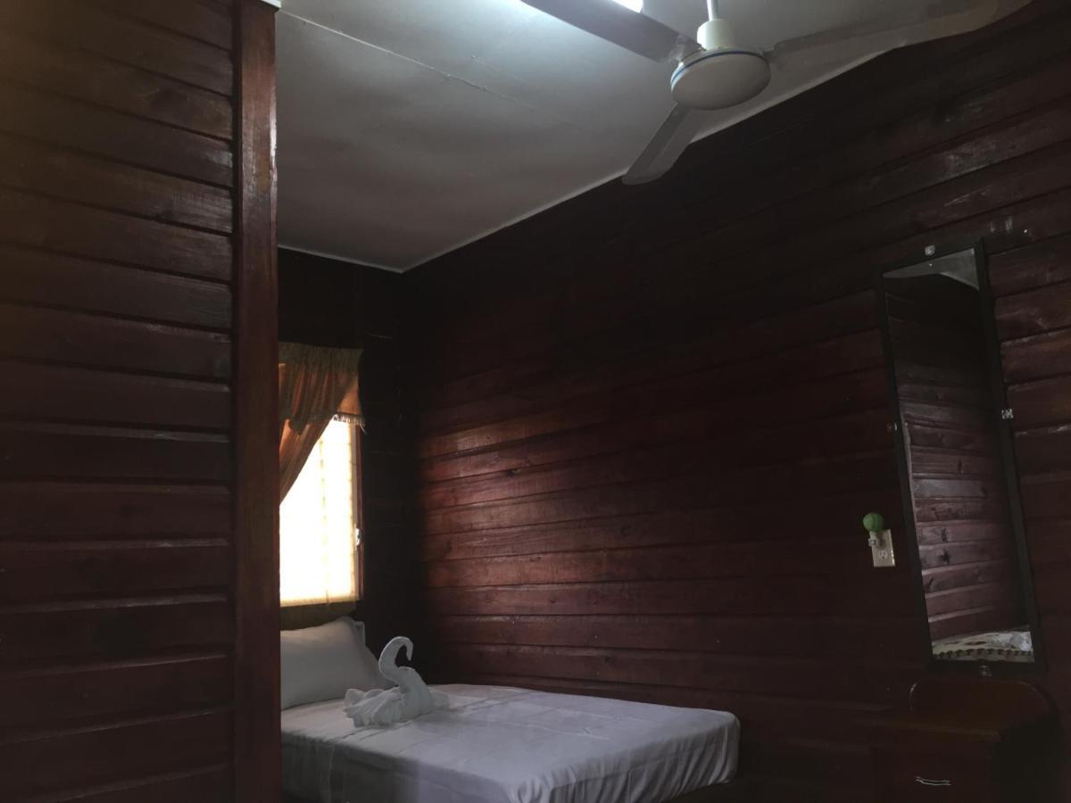 Matus Guest House Сан-Игнасио Экстерьер фото